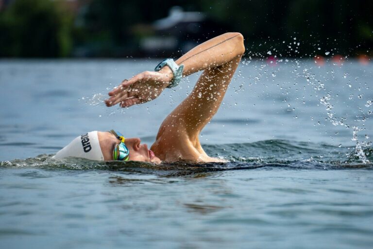 how to reset triathlon watch