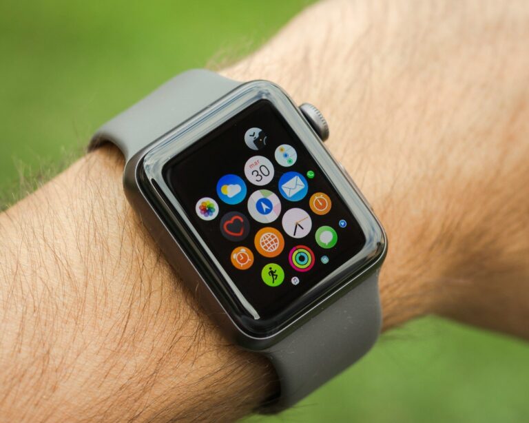 best smartwatch with camera